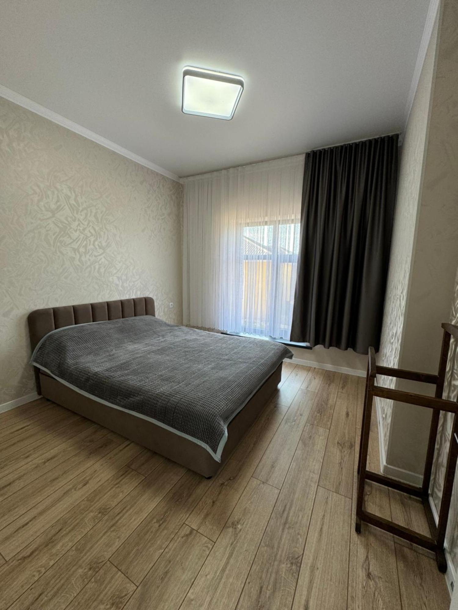 Алые Паруса Hotel Cholpon-Ata Exterior photo